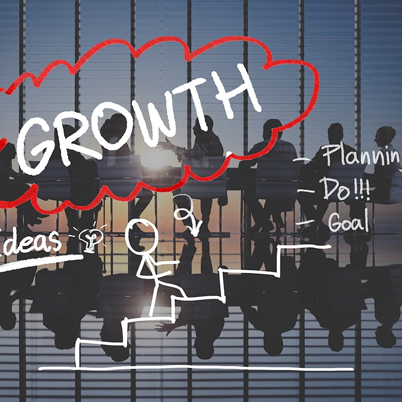 Worauf sollte man bei der Gründung einer GmbH achten? Rechtsanwalt Moritz Strate gibt Tipps